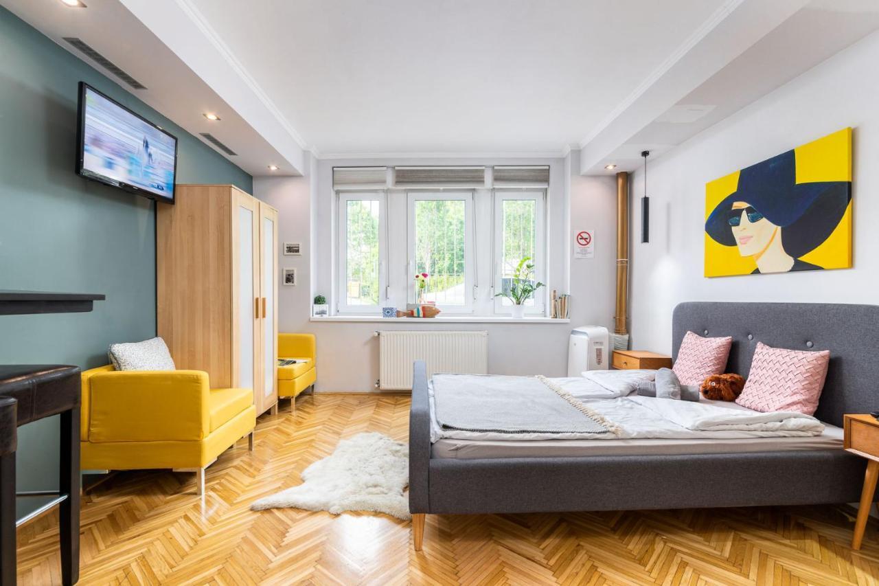 Riverbank Apartment At Parliament Budapest Exterior photo
