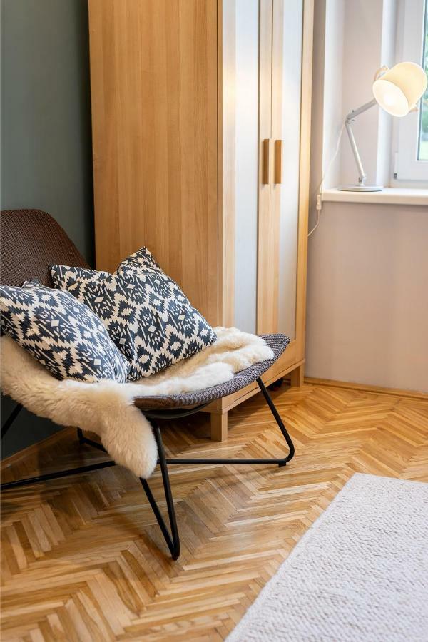 Riverbank Apartment At Parliament Budapest Exterior photo